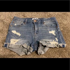 American Eagle Almost Famous GF Short